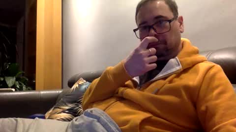 Snapshot of krzysztof1977 chatting on February 2026 10:26:02 PM krzysztof1977 online show from February 2026 10:26:02 PM