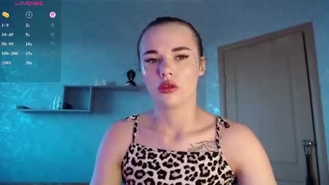 Ksenia online show from July 2026 06:27:01 AM