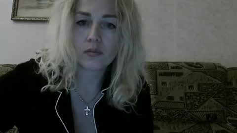ksenia online show from September 2025 06:46:02 PM