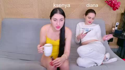 Snapshot of ksenyahot chatting on April 2026 06:28:01 AM WebcamWhore online show from April 2026 06:28:01 AM