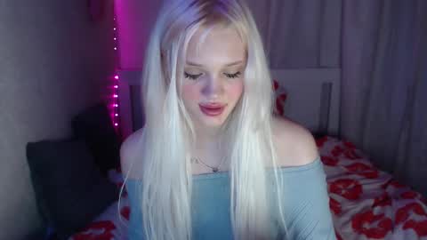 Emilia online show from February 2025 11:26:01 PM