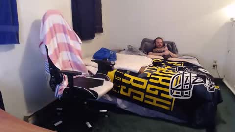 Kuggy online show from December 2025 12:08:01 AM