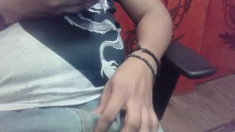 Snapshot of kunahub17 chatting on November 2025 02:21:01 AM kunahub17 online show from November 2025 02:21:01 AM