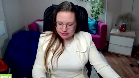 kuri_u online show from January 2026 09:14:02 AM