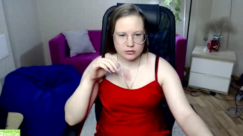 kuri_u online show from January 2026 09:24:02 AM