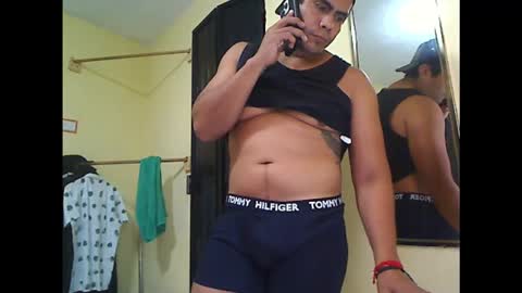 Snapshot of kushlozter chatting on October 2025 09:15:01 PM kushlozter online show from October 2025 09:15:01 PM