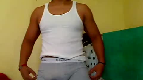 Snapshot of kushlozter chatting on October 2025 09:04:01 PM kushlozter online show from October 2025 09:04:01 PM