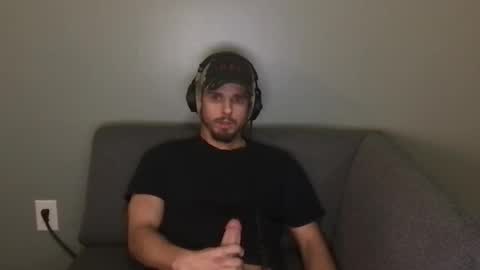 kxng222 online show from November 2025 05:40:02 AM