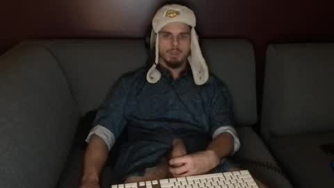 kxng222 online show from December 2025 06:10:01 AM