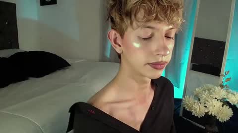 Kyle Cooper online show from December 2024 12:57:02 AM