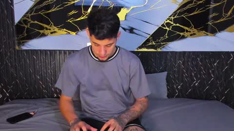 Snapshot of kyle_smithx chatting on December 2024 10:19:01 PM kyle Smith online show from December 2024 10:19:01 PM