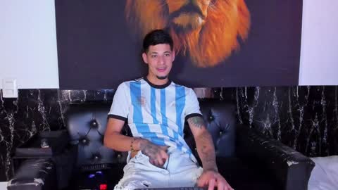 Snapshot of kyle_smithx chatting on February 2025 10:22:02 PM kyle Smith online show from February 2025 10:22:02 PM