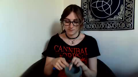 Kylianna online show from October 2025 07:11:02 PM