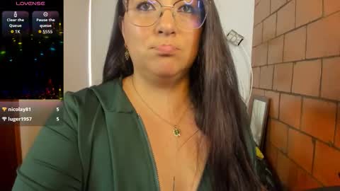 Kylie online show from January 2026 10:02:02 PM