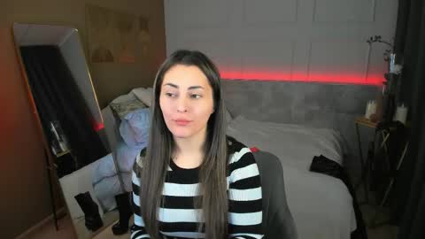 Snapshot of kylie_mellow chatting on April 2026 01:38:02 PM Kylie online show from April 2026 01:38:02 PM