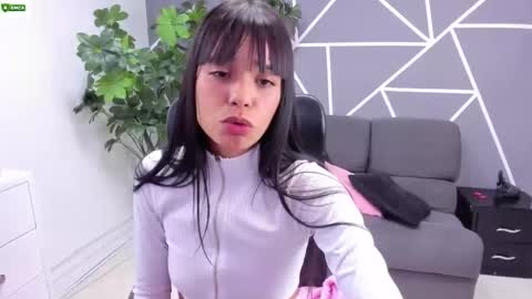 kylie online show from March 2026 04:50:02 AM