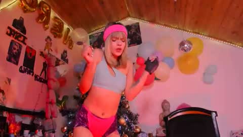   online show from November 2025 12:57:01 AM