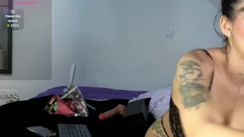 kyliemamihottie online show from October 2025 10:08:01 AM