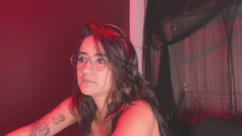 K Y L I E online show from December 2025 12:45:01 PM