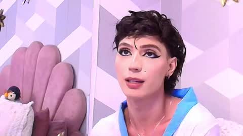 Kylie jl online show from October 2025 05:33:01 PM