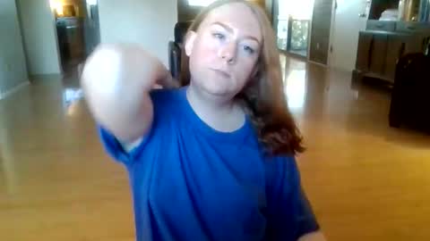 kylieredd online show from May 2026 01:45:01 AM