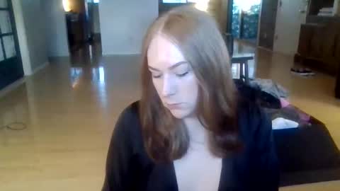 kylieredd online show from June 2026 02:28:02 AM