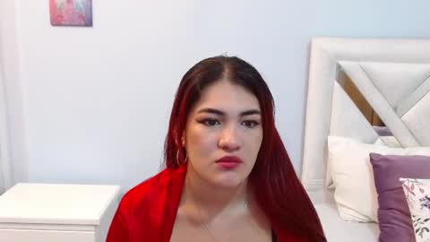 Snapshot of kyliiebaker chatting on June 2026 11:35:01 AM Kylie online show from June 2026 11:35:01 AM