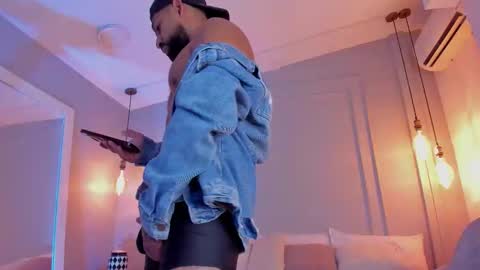 Kylliam Levis online show from February 2026 08:47:01 PM