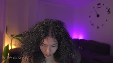 schedule 300 pm - 1100pm colombia time online show from February 2026 11:55:02 PM