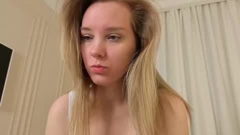 lina online show from January 2026 09:18:01 PM