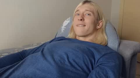 Snapshot of l_adonis_l chatting on February 2025 08:20:01 AM Adonis online show from February 2025 08:20:01 AM