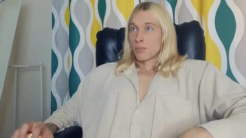 Snapshot of l_adonis_l chatting on September 2025 07:03:02 AM Adonis online show from September 2025 07:03:02 AM