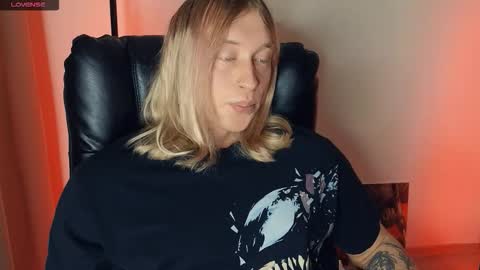 Snapshot of l_adonis_l chatting on January 2026 06:05:02 AM Adonis online show from January 2026 06:05:02 AM