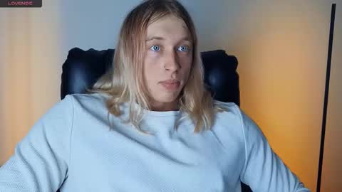 Snapshot of l_adonis_l chatting on February 2026 01:41:02 PM Adonis online show from February 2026 01:41:02 PM