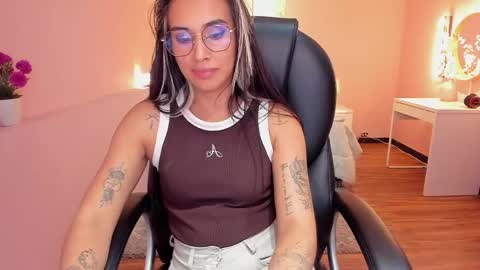 T A T I A N A online show from May 2026 11:43:01 PM