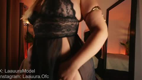 Only Fans  laauura online show from April 2026 10:09:02 PM