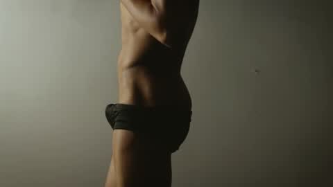 labrinthteasing online show from December 2025 12:25:01 PM