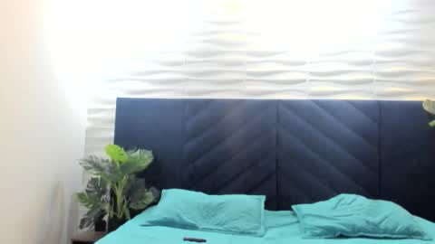 labrinthteasing online show from February 2026 12:19:01 PM