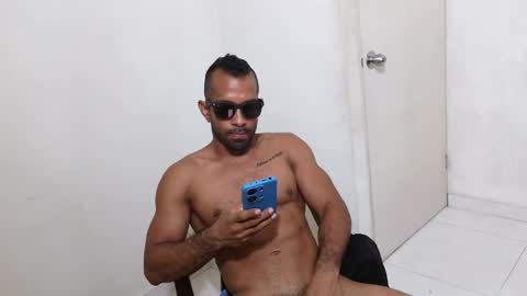 Snapshot of lacasadelosmunecosbq chatting on March 2026 12:10:01 AM Bruno Smith online show from March 2026 12:10:01 AM