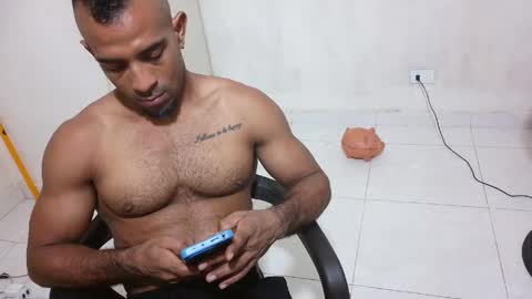 Snapshot of lacasadelosmunecosbq chatting on April 2026 04:50:02 AM Bruno Smith online show from April 2026 04:50:02 AM