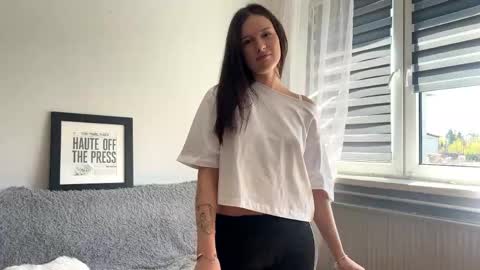 Emma online show from April 2026 10:24:01 AM