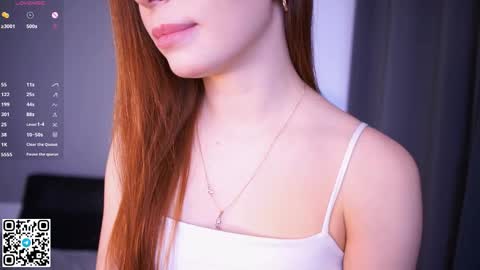 Esme online show from October 2025 06:03:02 AM