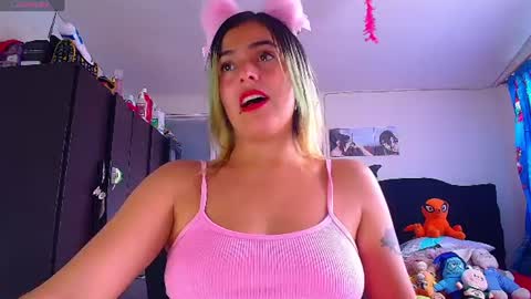 Snapshot of lacolombiana_bitch chatting on June 2026 08:30:02 PM Valentina online show from June 2026 08:30:02 PM