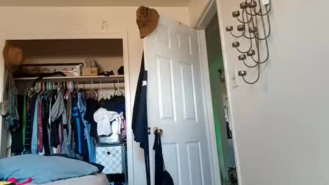 lacybell online show from December 2025 09:44:02 PM