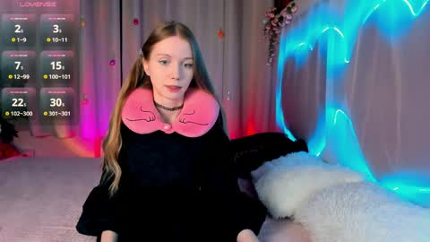 Snapshot of lada2k4 chatting on April 2026 05:30:01 AM Lada online show from April 2026 05:30:01 AM
