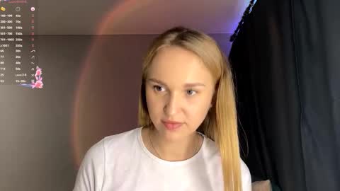 Sofia online show from September 2025 11:24:01 AM