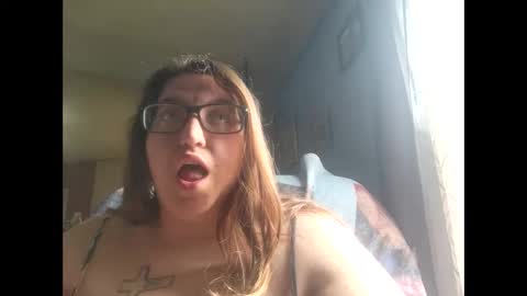 Snapshot of laddybuggie27 chatting on February 2025 06:02:02 PM Laddybuggie27 online show from February 2025 06:02:02 PM