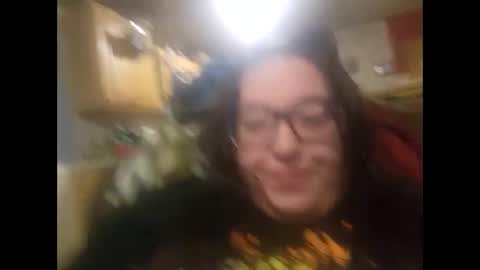 Snapshot of laddybuggie27 chatting on February 2025 01:44:01 AM Laddybuggie27 online show from February 2025 01:44:01 AM