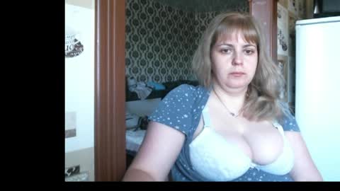 Snapshot of lady_cute_cat chatting on June 2026 02:23:02 AM lady cute cat29 online show from June 2026 02:23:02 AM