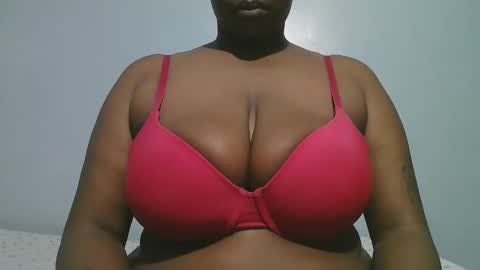 Snapshot of lady_dearra chatting on February 2026 03:46:01 AM lady_dearra online show from February 2026 03:46:01 AM